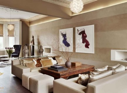 usage of pictures and paintings in your living room