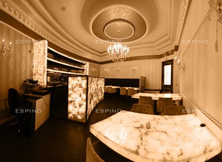 کافی شاپ فلورا