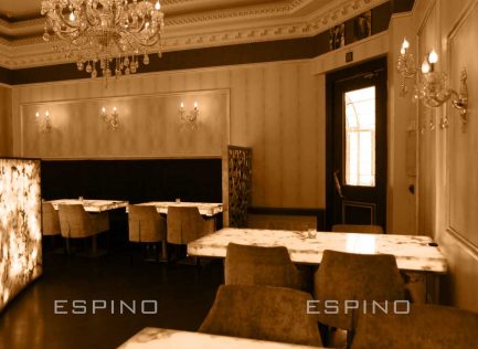 کافی شاپ فلورا